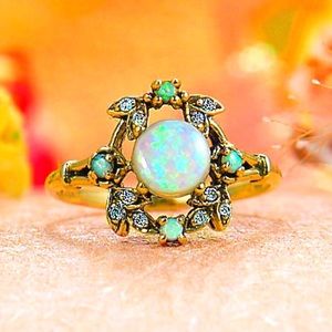 Meet your Posher, Tia